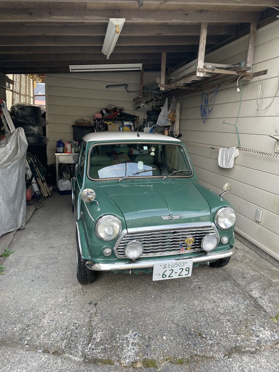 0501minimini's tweet photo. 洗車して、オイル変えて、ミニデイ準備おっけい🙆‍♂️ https://t.co/2hKsSde5VM