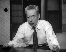 yelldevi's tweet photo. ←1954年「ゴジラ」
山根博士＝志村喬（49歳）
→2023年「ゴジラ−1.0」
野田博士＝吉岡秀隆（53歳）
そういうことです。今の大人どんだけ子どもよ。 https://t.co/tk2uSZPRHi