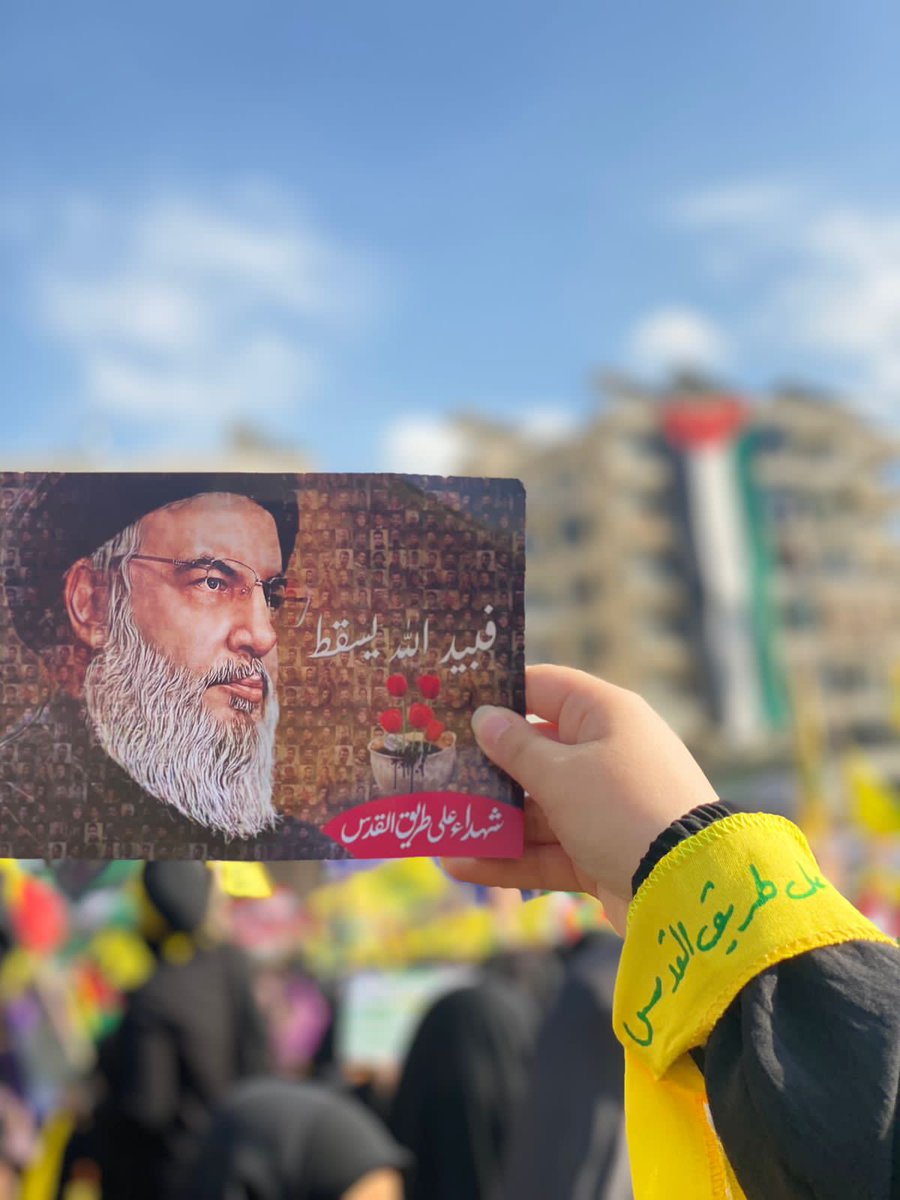 كمية الإطمئنان بعد خطاب مبارح.. الراحة النفسية.. مش لأنو في او ما في حرب لا، لأنو شو ما صار وشو ما كان القرار نحنا على ثقة تامّة بهيدا القائد.
نيالنا فيك يا سيـّد
#نصر_الله
#سيد_المواقف
#سيد_العرب