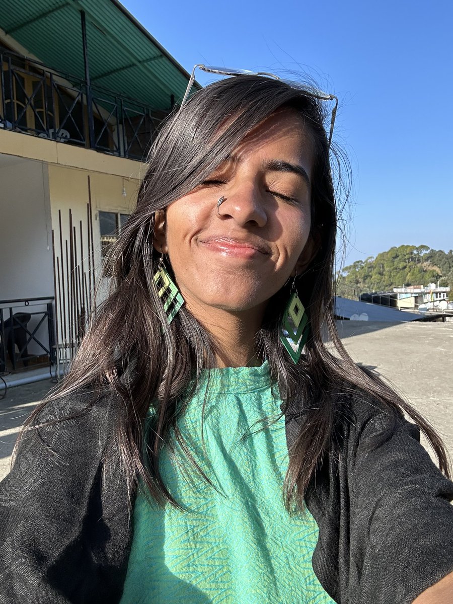 garima_sadhwani's tweet photo. just radiating happiness at #DIFF2023 https://t.co/40jtZuRh0A