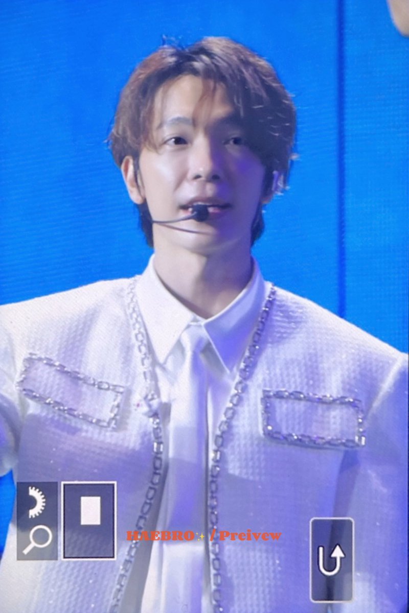 𝟐𝟑𝟏𝟏𝟎𝟒 

1️⃣8️⃣주녀(세)
#슈퍼주니어    #동해
#superjunior #donghae #ドンへ