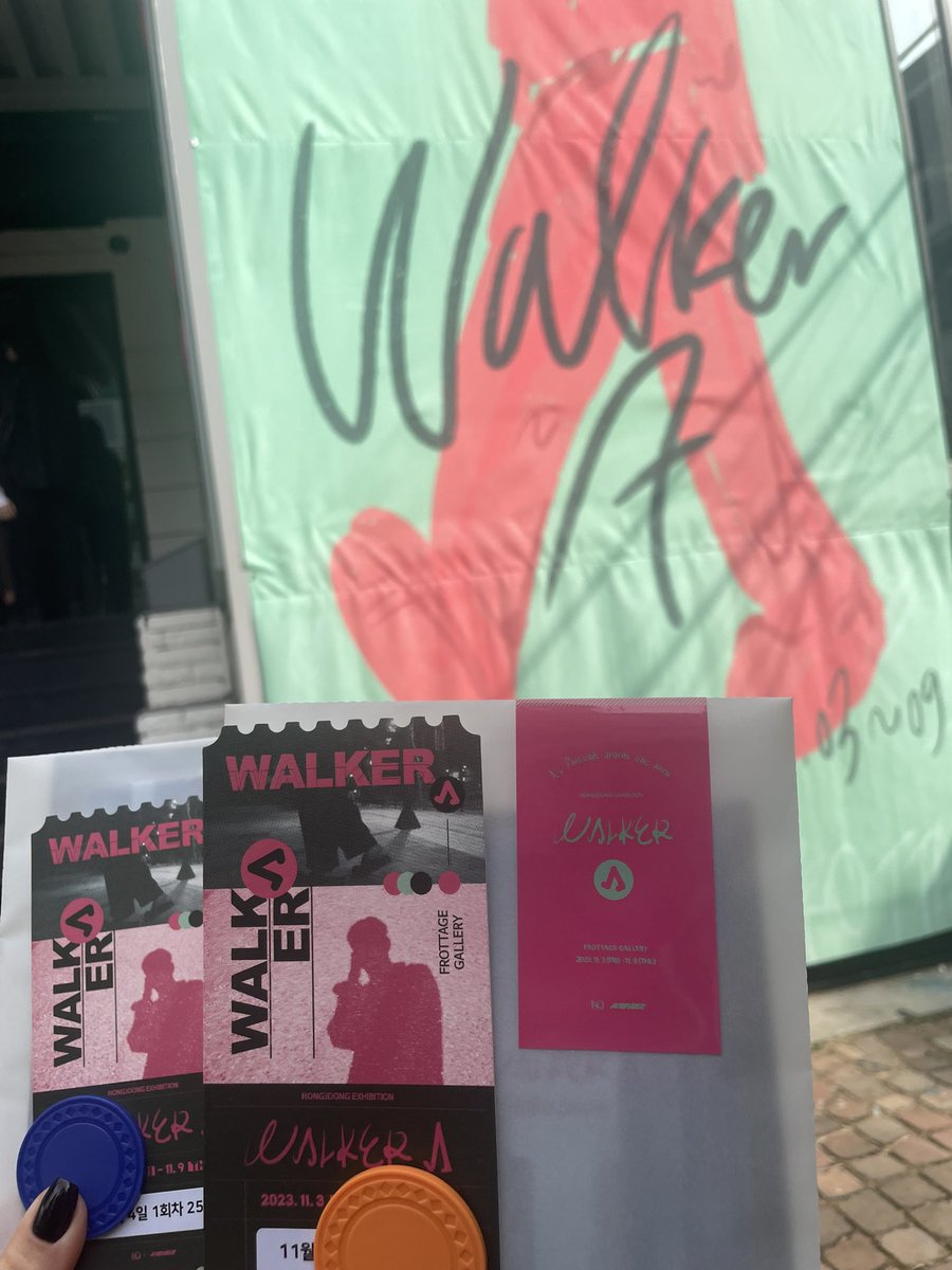 sanppu_'s tweet photo. #WALKER_A #홍중_WALKER_A #홍중과_함께하는_발걸음 

홍중이의 소중한 전시회 너무너무 예쁘고 사진 한장한장에 홍중이의 감성이 가득 담겨서 행복했어요😻 https://t.co/qi0yUmrV6n