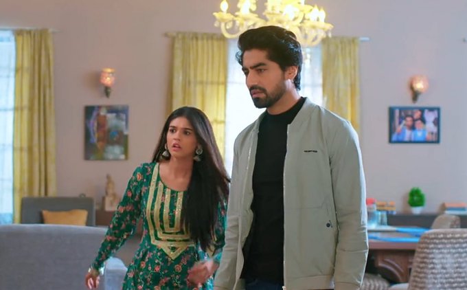 your_soulispure's tweet photo. They could've shown them living birla house after their mini seperation in adoption track, when abhimanyu said to mj "apke rishte ki wajah se mera aur akshu ka rishta khrb hora hai maa"🙂
#AbhiRa https://t.co/ursm8EdpUj