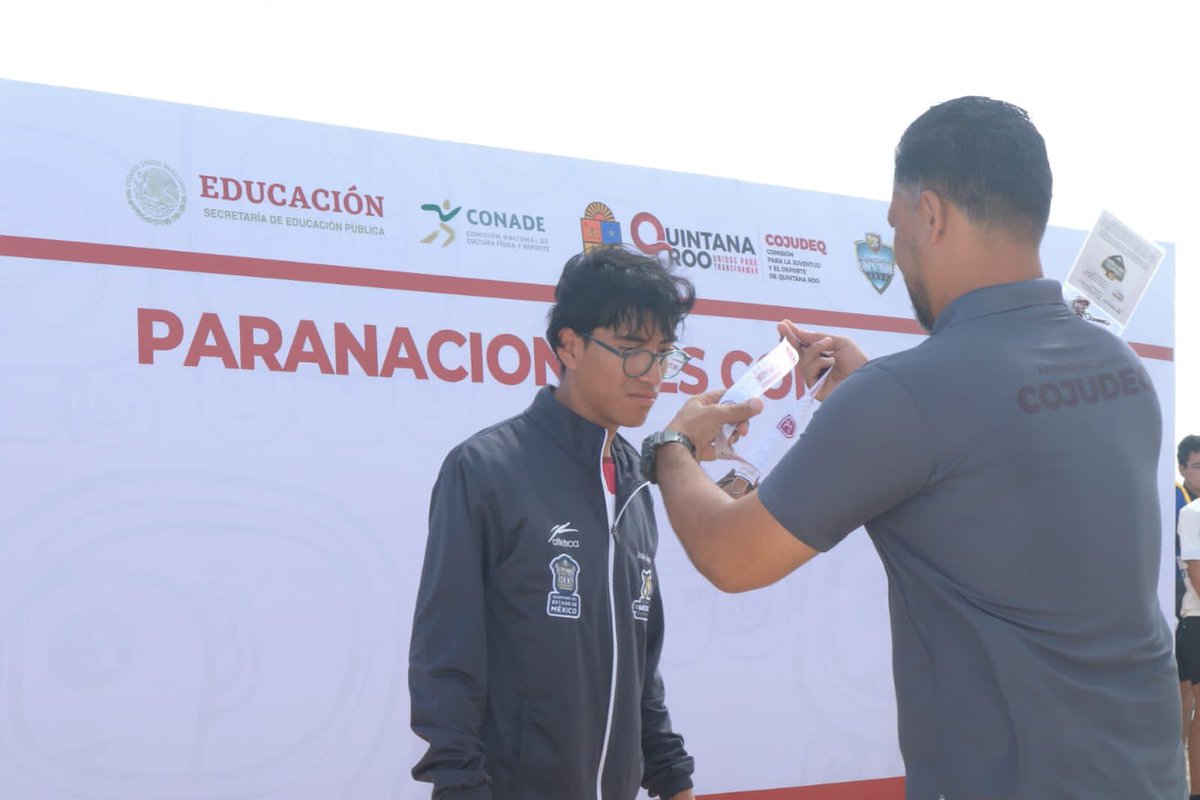 secti_edomex's tweet photo. Juegos #ParanacionalesCONADE 2023 | Con dos medallas de oro 🥇de Michelle Gomora y Brenda Maya y dos preseas de bronce 🥉 de Leandro Chaqueño y Cristian Hernández, en la prueba de Contra reloj, inició la participación mexiquense en la disciplina de paraciclismo.
#ElPoderDeServir https://t.co/wDkbg8vHSz