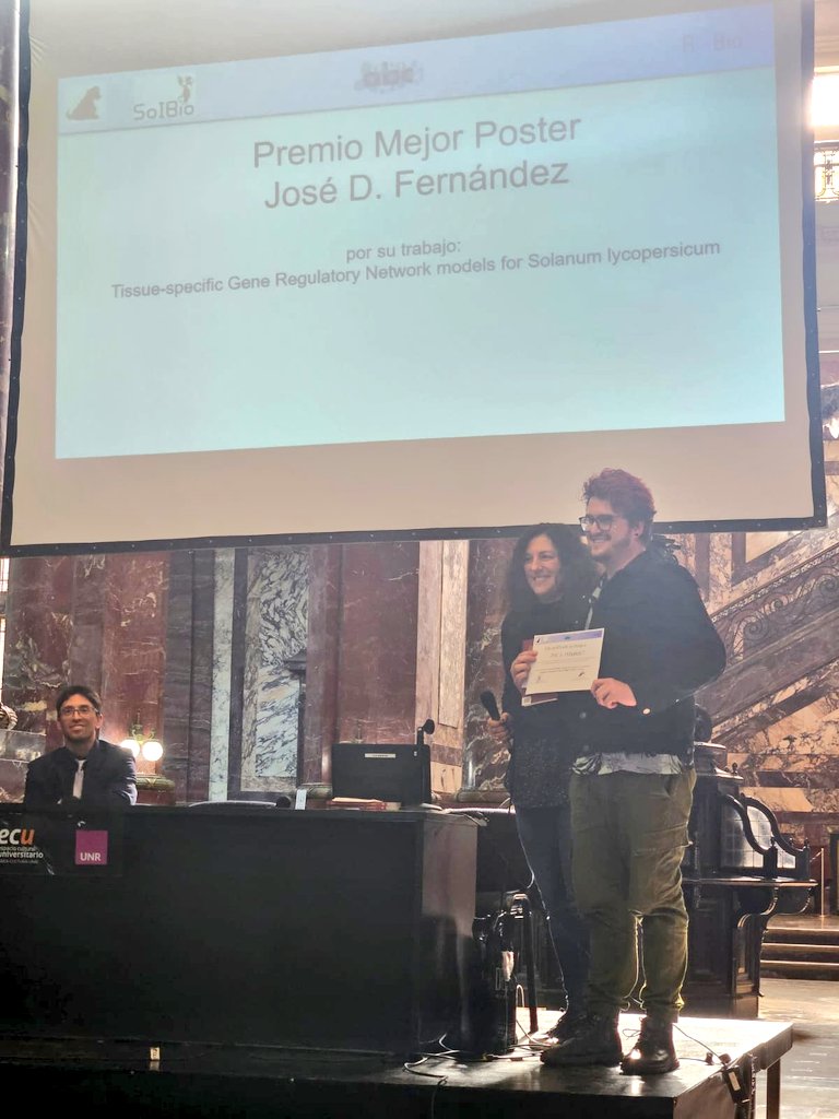 Lucia Chemes <a href="/chemeslab/">Chemes Lab</a> presented the Awards🥇 of our International Bioinformatics Congress <a href="/a2b2c/">A2B2C</a> #SoIBio #RiaBio2023
Congratulations to the winners! 🥼🥳