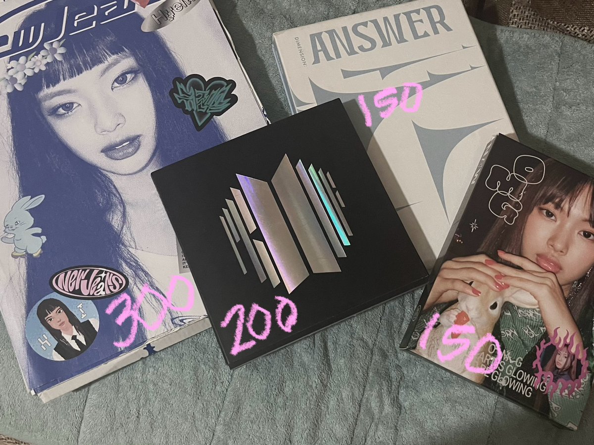 haulhee's tweet photo. 📦 #heecartsbenta 
hello bns world, i’m selling my pcs and album na since super sikip na ng room ko. 

☆ wts lfb pc / album ph
— The prices below can be lower if you’ll be getting a lot po😊
dop : prio payo / can do long dop https://t.co/Dg7hmDScNW
