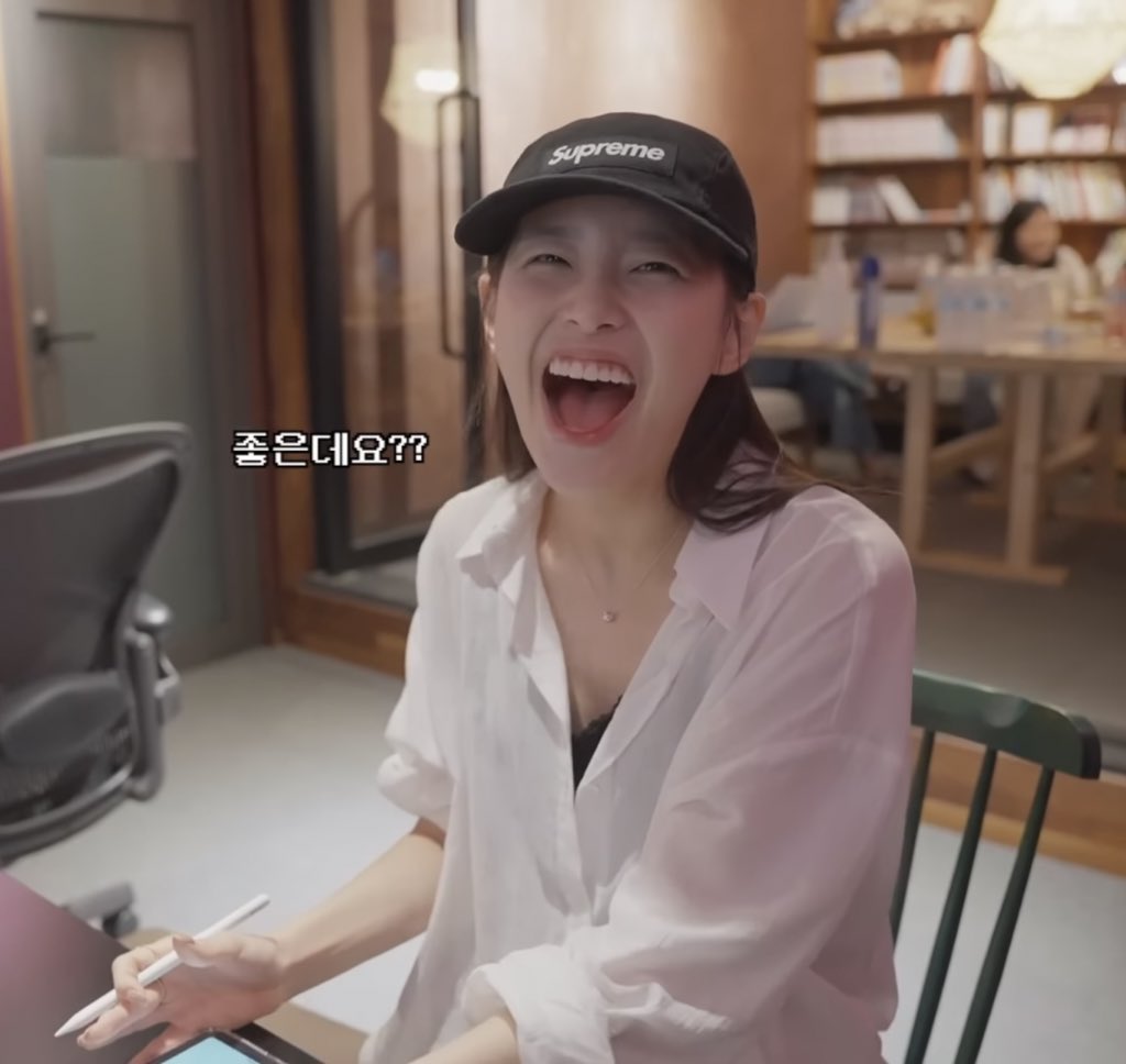 chuu pics tweet media