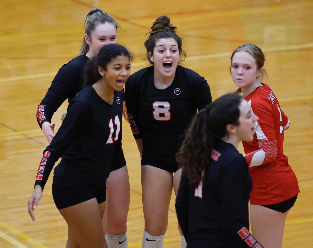Baldwinsville beats slow start to repeat as girls volleyball champs: ‘They didn’t just roll over and die’ (photos) ⁦<a href="/Bville_Bees/">Baldwinsville Bees</a>⁩  syracuse.com/highschoolspor…