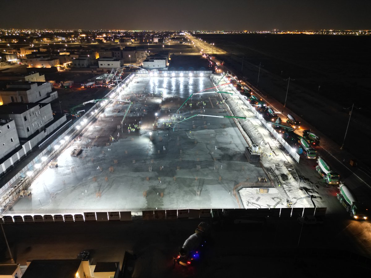 ib_cont's tweet photo. RAFT POURING WORK FOR
#REVALO_MALL
THE #CONCRETE QUANTITY USED FOR
PROJECT : 11,000 M3
Total Number of #pumps for The Project: 10 used Pumps in Addition to 5 Spare Pumps.
Location: Al-Qatif
The #POURING Work Was Carried out by More than 160 Workers
#شركة_المبنى_العالمي_للمقاولات https://t.co/DBnC80dJrj