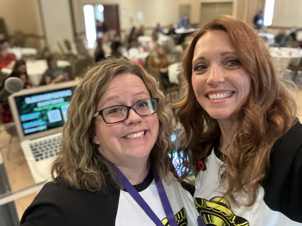 MmeAmandaGreen's tweet image. When you get to share your spark for #science with your Science Teacher Soulmate it’s a great day! @SciGeekJulie @ATASciCouncil #atasc2023 @ata_pd @ATAlocal8