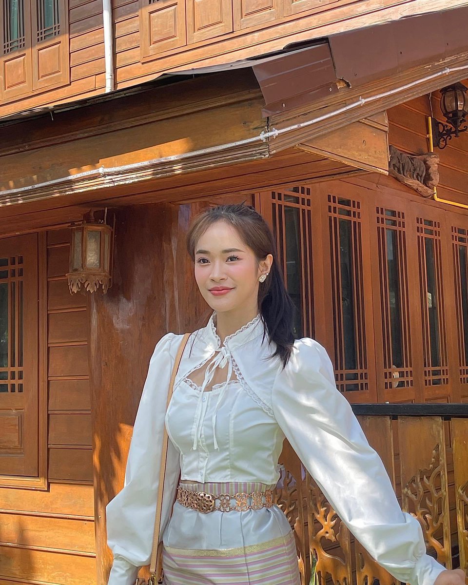 Earnmore0312's tweet photo. [ 𝐈𝐆 𝐔𝐩𝐝𝐚𝐭𝐞 📷 ]
𝐞𝐚𝐫𝐧.𝐛𝐧𝐤𝟒𝟖𝐨𝐟𝐟𝐢𝐜𝐢𝐚𝐥 - หญิงไทยใจงามสุดๆ55555

🔗 : https://t.co/OARw9W0BD1

#EarnBNK48 #BNK48 
#Earnmore https://t.co/onoQySQmhi