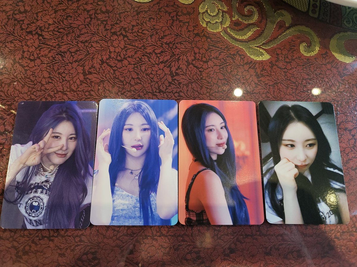 Smile_Jjaeyon's tweet image. 감상평은 채연이의 원피스를 입은 무대를 볼 수 있다는것 하나만으로 모든 값어치는 다했다 라고 할 수 있음
내 최애와 아이컨텍 콘서트라니 이건 혁명임
관람후 아직도 머리속에서 떠나지 않음
아직 안본 채리쉬 있으시면 무조건 보는것을 추천합니다
#VENTAX #걸스인원더랜드 #kpopvr