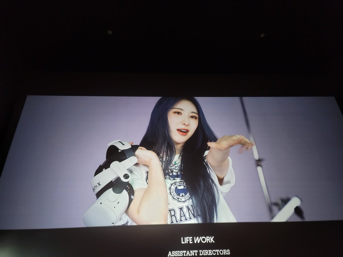 Smile_Jjaeyon's tweet image. 감상평은 채연이의 원피스를 입은 무대를 볼 수 있다는것 하나만으로 모든 값어치는 다했다 라고 할 수 있음
내 최애와 아이컨텍 콘서트라니 이건 혁명임
관람후 아직도 머리속에서 떠나지 않음
아직 안본 채리쉬 있으시면 무조건 보는것을 추천합니다
#VENTAX #걸스인원더랜드 #kpopvr