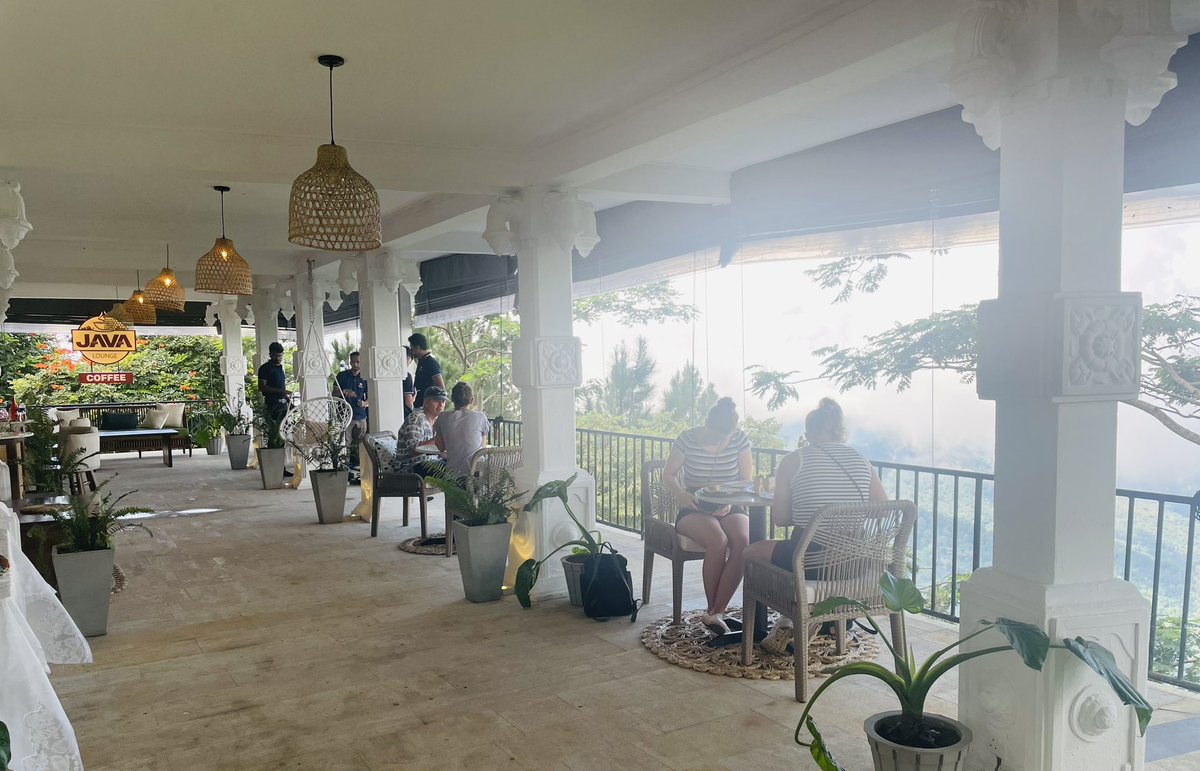 DulithHerath's tweet photo. #JavaLounge opens at Ambuluwawa tower today. It’s literally having coffee on the clouds. 
☁️ ☕️ ☁️ https://t.co/nt0er04HKV