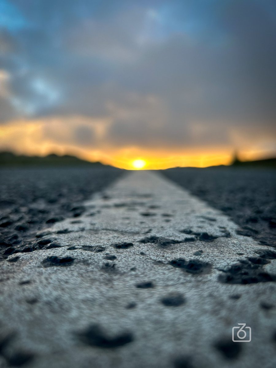 This way….
.
#mattphillipsphotography
#wales #photography #photooftheday #instagram #photo #picoftheday #photographer #art #photoshoot #dawn #sunrise #lovemonmouthshire #lovewales @visitmonmouthshire @visitwales