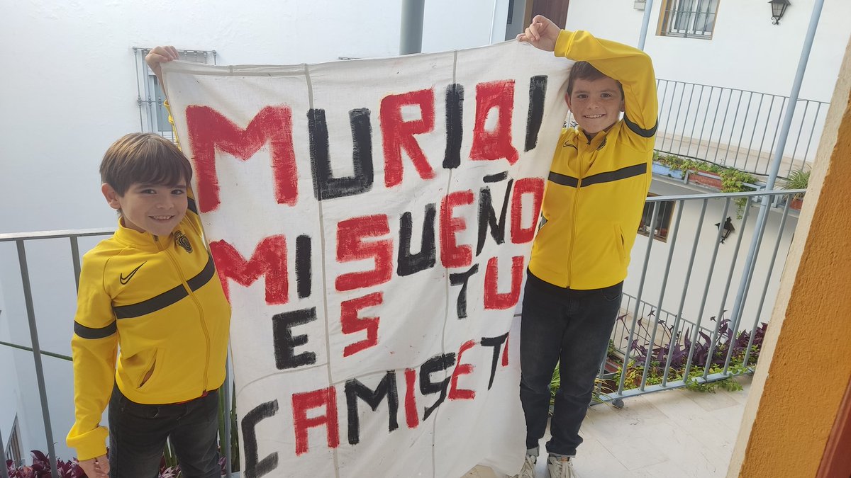 A Sevilla, preparats ja per veure el <a href="/RCD_Mallorca/">RCD Mallorca</a> guanyar i, amb una mica de sort, tenir sa camiseta d'en <a href="/MuriqiVedat/">Vedat Muriqi</a> ⚫🔴