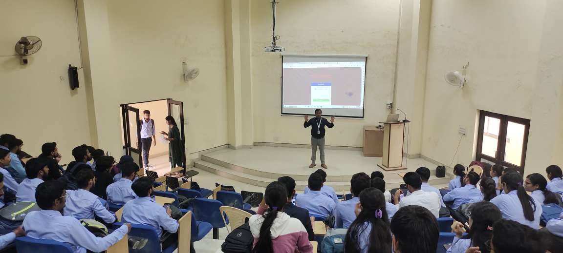 CsharpCorner's tweet photo. Revolutionizing the tech landscape! Students at @glbajaj got a firsthand look at the power of Web 3.0. Our industry experts delivered top-notch training on Web 3.0, setting the stage for a new era in technology.

#Web3  #Student #learning #Career #FutureTech #Sharptoken https://t.co/XE5v7CNjMK
