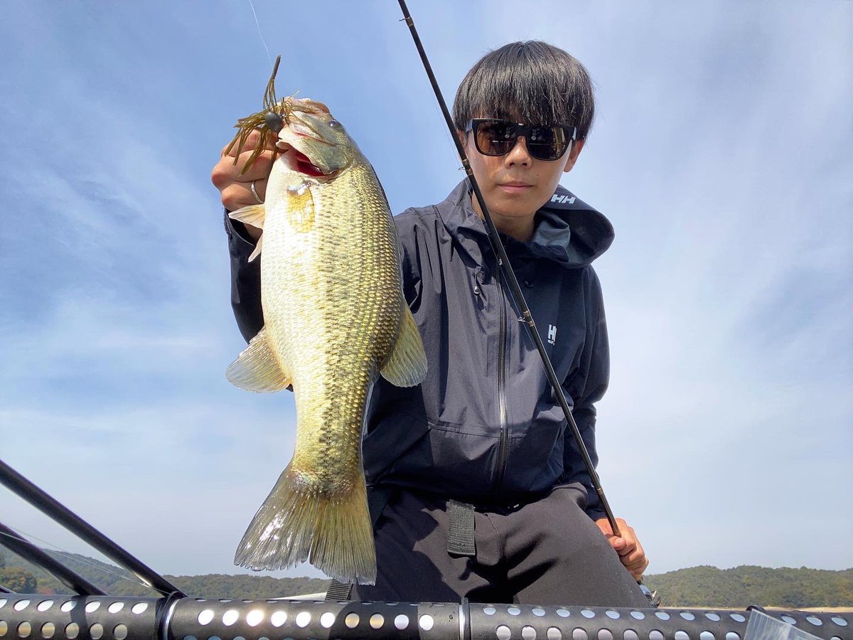 kousuke990730's tweet photo. ライブスコープ練習で🐬
フットボール、アラバマ、ミドストetc
様々なリグを練習できた1日でした♪
最大魚はヴィローラスリムで⚡️
#bassfishing
#入鹿池
#ulcus
#アルカス
#ツインボールベアリング
#リールカスタム
#PLAYFULLSTYLE
#pfs
#ディスタイル
#ヴィローラスリム
#ばち⚡️
#中鉢幸佑 https://t.co/fKNNm0SWq9