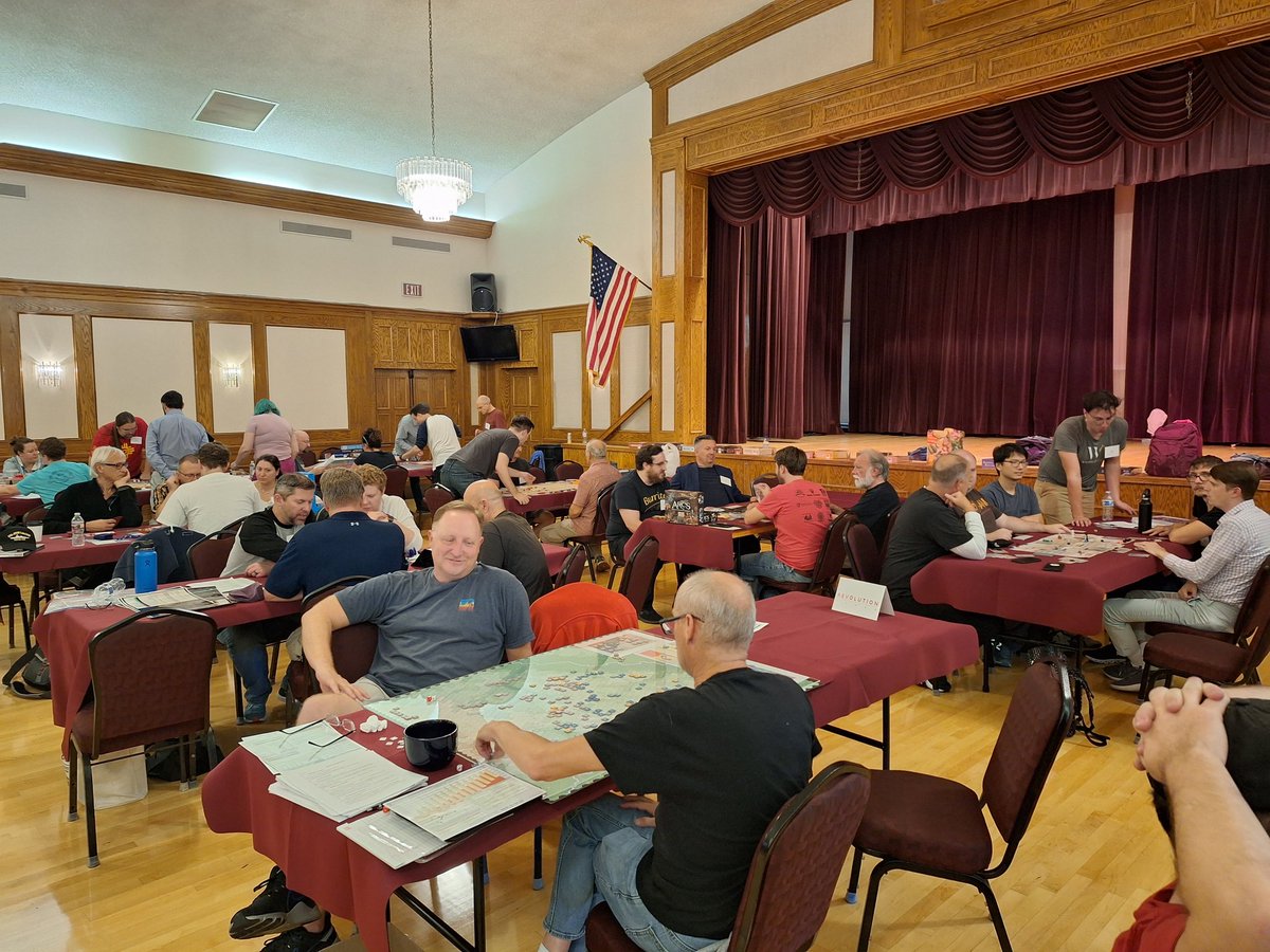 Heim66BGgeek's tweet image. Some Day One action #sdhistcon.  Great day. @SDHistCon