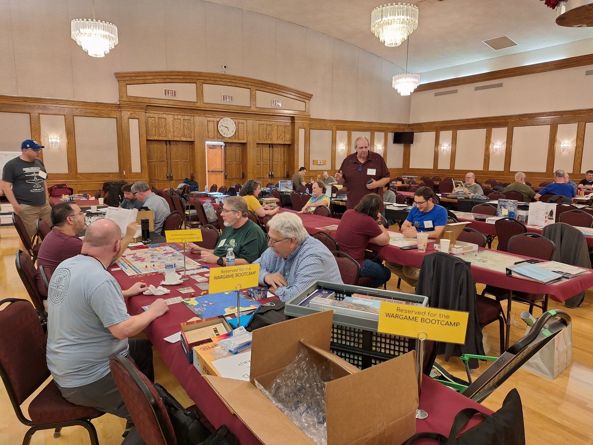 Heim66BGgeek's tweet image. Some Day One action #sdhistcon.  Great day. @SDHistCon