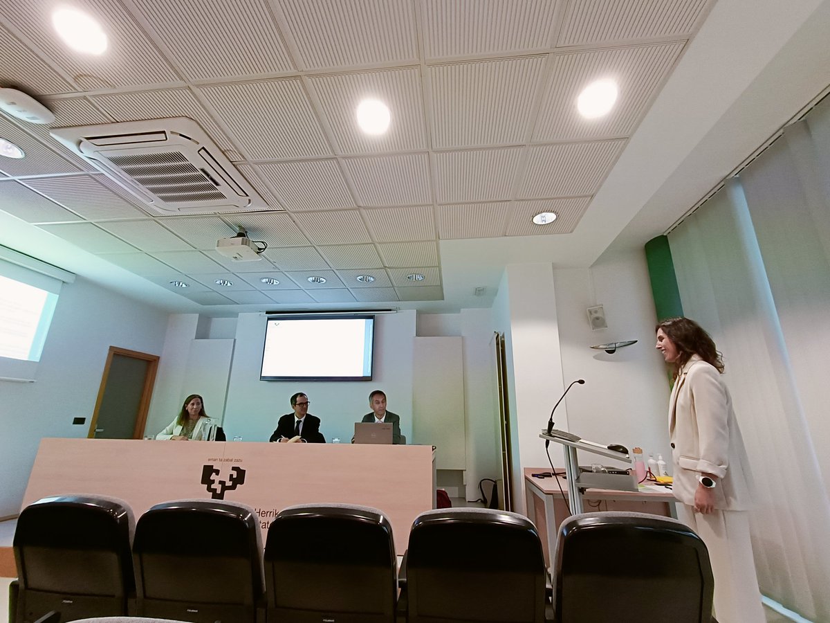 LeireSanJose's tweet photo. #PhD #LarraitzLazkano #Zorionak @upvehu @LeireSanJose #Retolaza @GEAccounting #monetizarvalorsocial #SocialAccounting @SocialEcoEU #EconomiaSocial 
#Thanks @AdrianZicari #LeireAlcañiz #JoseDomingoGarcia https://t.co/2zwjxfwZUS