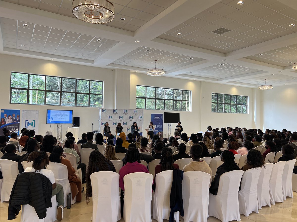 DeniseAllela's tweet photo. Was honored to do the Keynote for WTM hosted by @WTMNairobi
#DevFest2023
#TechSheroes
#DevFestNairobi https://t.co/LafWDAI8xu