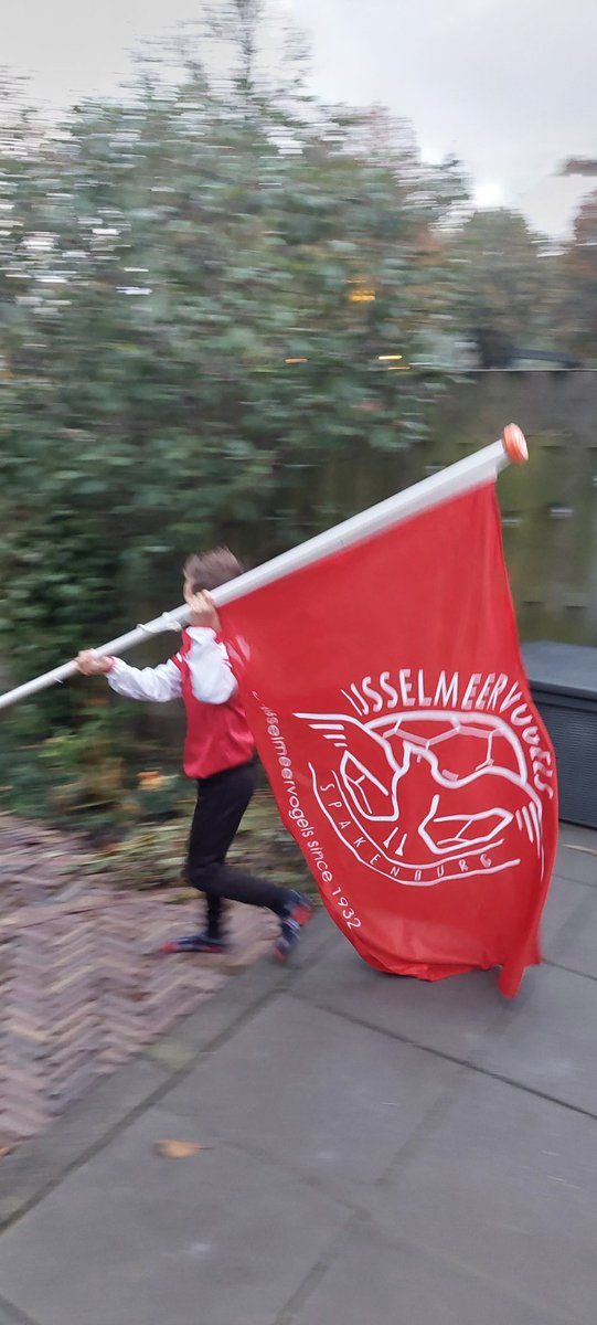 longbert's tweet image. Helaas houdt voor onze groene vriende de storm nog even aan...

NAS - Eemdijk
15.00 uur
Westmaat