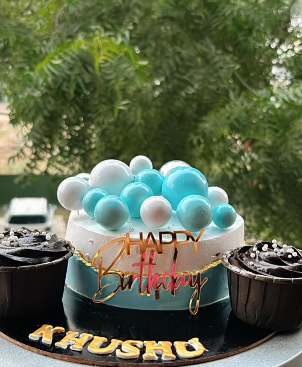 ❤️❤️
Dm to order yours🌸
#cakes #bakefairy #egglesscakes #homebakerpanipat #birthdaycake #cakedesign #cakeideas