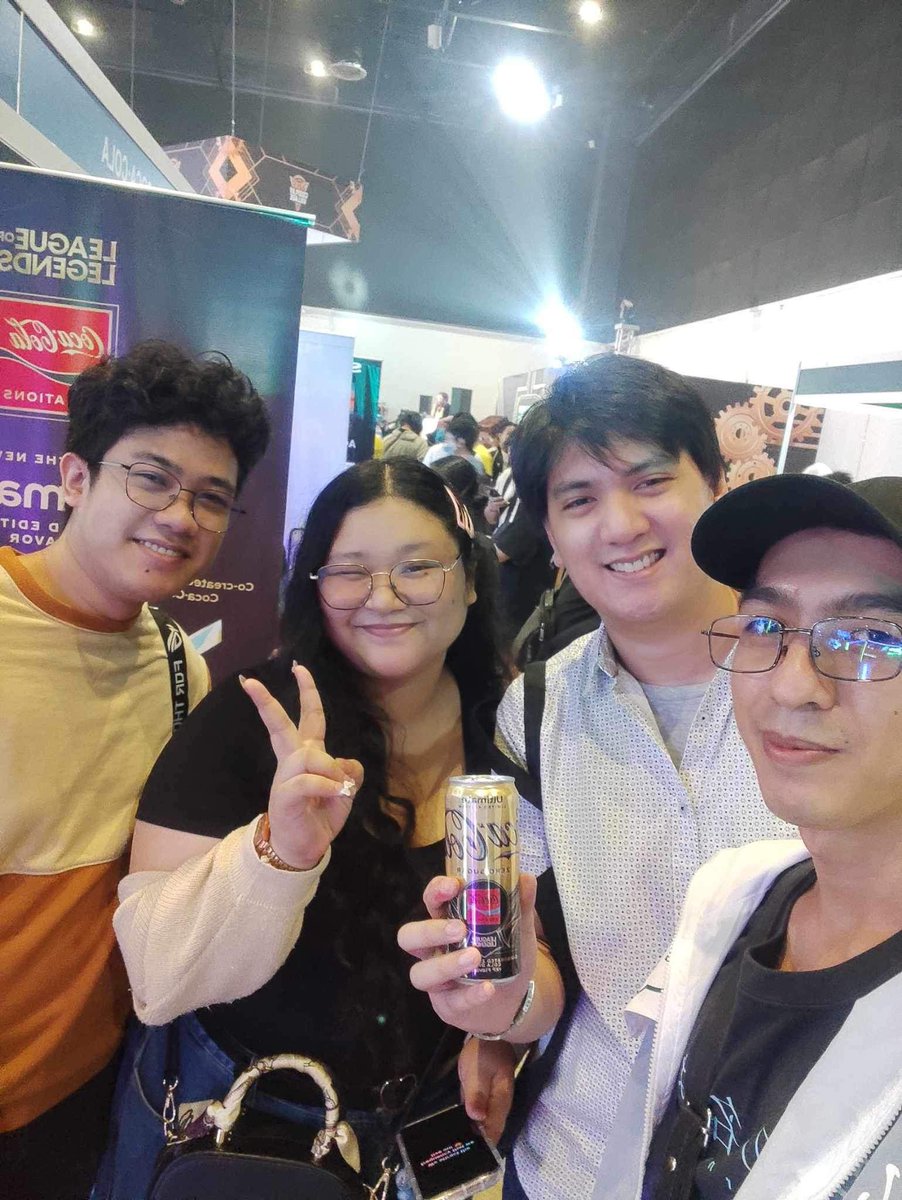 jed093's tweet photo. #CocaColaUltimate #TastetheXP https://t.co/JvFRN54GkB