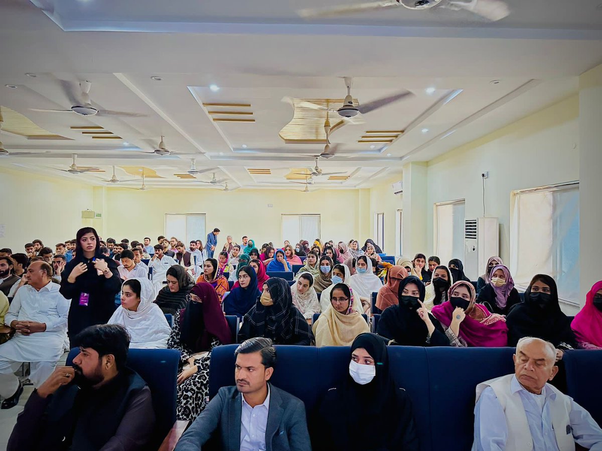 itz_sabe's tweet image. Thankful to the chairman Human Rights Council of Pakistan for providing the platform to raise voice for women’s electoral representation. Also, I am truly blessed having a team of friends who did their best to make the Women Conference a successful event. 

#WomenConference2023