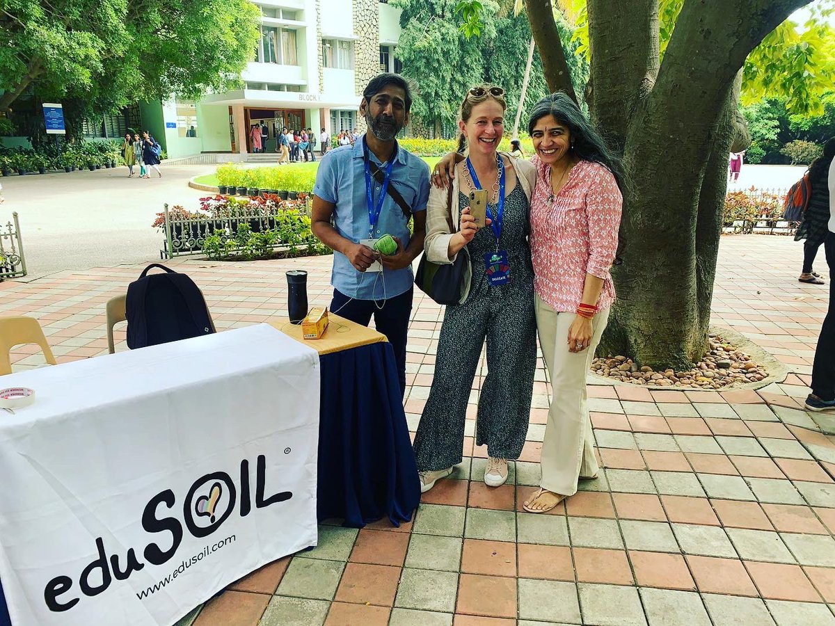 Celebrating sustainability! @christ_university_bangalore  students supporting local crafts #Shakti (strength). <a href="/QUBelfast/">Queen's University Belfast 🎓</a> “Performance without Barriers” Visiting Scholar, CEO #eduSOIL <a href="/JuanitaRea1/">Juanita Rea</a> sharing a vision for a global, inclusive education. <a href="/SARC/">SARC</a> <a href="/QUBMusicteam/">QUBMusic</a> #loveQUB
