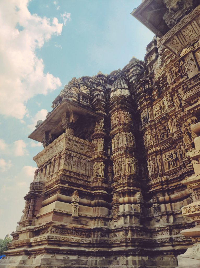 Architecture at its best! #Khajuraho depicts art and religion in the most vibrant way. Explore this ethereal land of Chandelas in the #HeartofIndia Madhya Pradesh. 

@MPTourism

#dekhoapnadesh #IncredibleIndia #mptourism #Heartland
