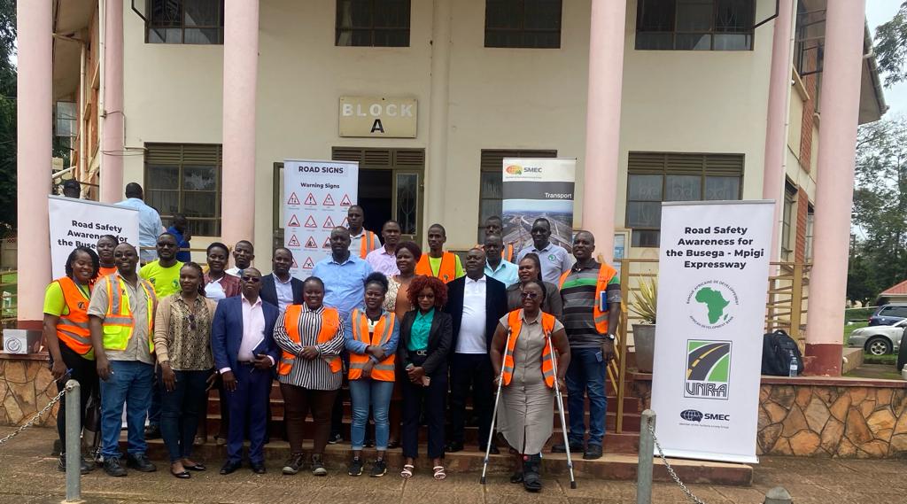 UNRA has held a stakeholder meeting for road safety audit for Busega -Mpigi Express Highway at Wakiso District. The highway which covers 23.7 kilometers, wakiso.go.ug/unra-has-held-…