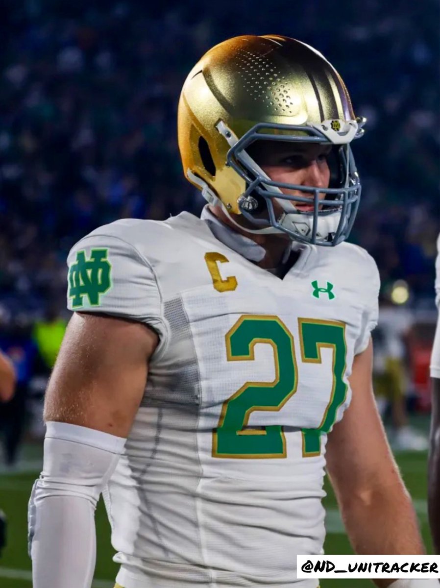 ND Uniform Tracker ☘️ tweet media