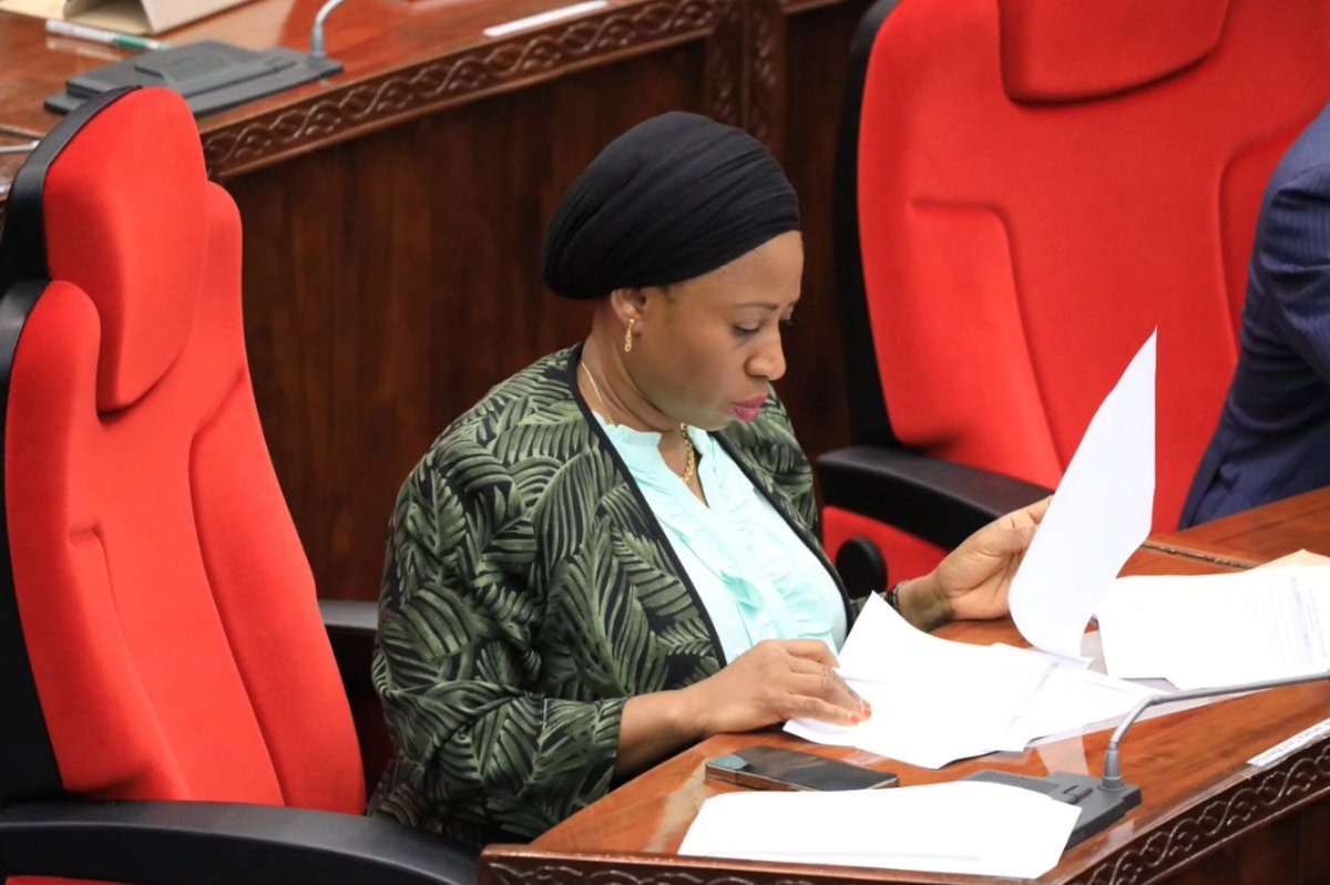 wizara_afyatz's tweet photo. Waziri wa Afya Mhe. Ummy Mwalimu akiwa bungeni leo Novemba 4, 2023 katika Kikao kinachojadili Taarifa za Kamati ya Kudumu ya Bunge ya Hesabu za Serikali (PAC), Kamati ya Kudumu ya Bunge ya Hesabu za Serikali za Mitaa (LAAC) kuhusu hesabu zilizokaguliwa Mdhibiti na Mkaguzi Mkuu wa Serikali CAG kwa Mwaka wa Fedha 2021/2022 na taarifa za Kamati ya Kudumu ya Bunge ya Uwekezaji wa Mitaji ya Umma (PIC)