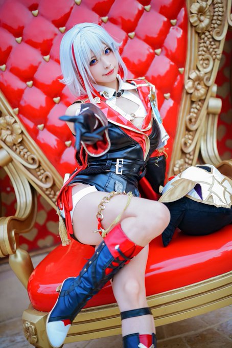 Twitterのコスプレ画像23