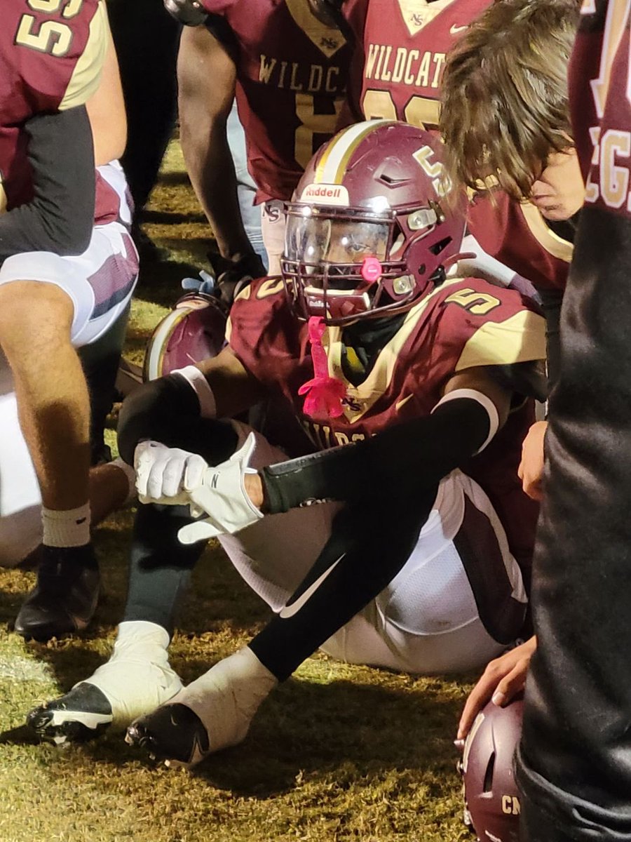 BriantJr_'s tweet photo. thank you @NSFootball96 best 4 years ever ❤️ https://t.co/iUpvsTUlrs
