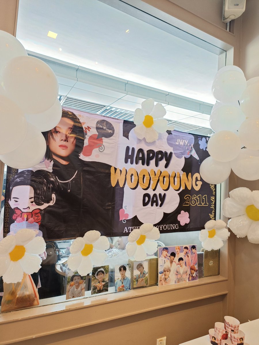AZ167_PSH034's tweet photo. Celebrating KimHongJoong, JungWooYoung birthday.. November boy, TOPAZ , last event for year 2023 for cupsleeve
#cafedatewithWooJoong
#MyTiny #에이티즈 #우영 #홍중
Am hoping for next year for Yunho and Seonghwa together mybe end of March..? https://t.co/LiDbfClL2S