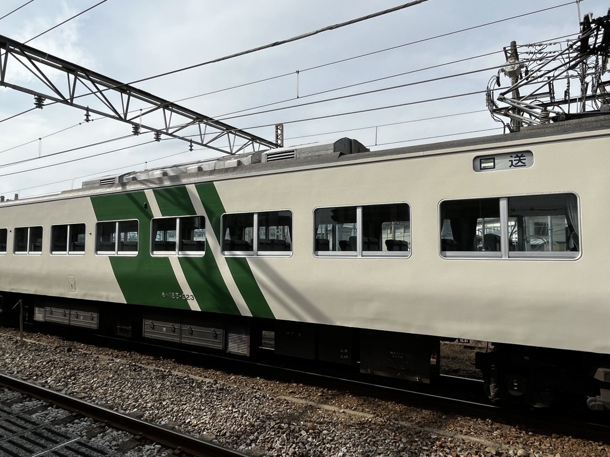 xuhebozhi1's tweet image. 口送⁈
＃185系
＃回送
＃outofservice