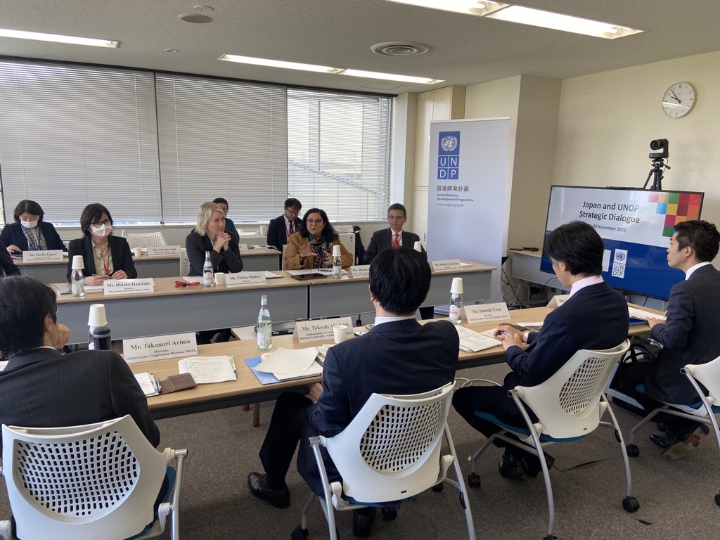 UNDP HIV and Health (@undphivhealth) on Twitter photo During a session on global health at the Japan-UNDP Strategic Policy Dialogue, <a href="/UNDPHIVHealth/">UNDP HIV and Health</a>'s Mandeep Dhaliwal explains how war and #ClimateChange exacerbate health crises and set back #SDG3 gains. A concerted response with a #HumanSecurity lens is now more important than ever. During a session on global health at the Japan-UNDP Strategic Policy Dialogue, <a href="/UNDPHIVHealth/">UNDP HIV and Health</a>'s Mandeep Dhaliwal explains how war and #ClimateChange exacerbate health crises and set back #SDG3 gains. A concerted response with a #HumanSecurity lens is now more important than ever.