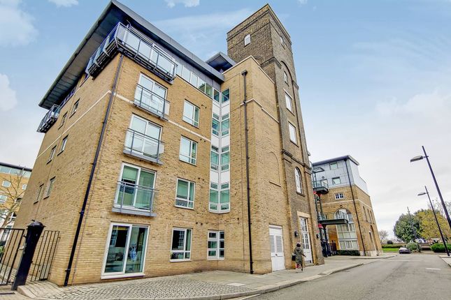 Furnished one-bedroom apartment with concierge and gymnasium in Hopton Road, Royal Arsenal Riverside, for rent!

£375 per week

#propertylondon #HoptonRoad #RoyalArsenalRiverside #OneBedroomApartment #Concierge #Furnished #GreatLocalAmenities #Gymnasium #EasyCommuting #londonhome
