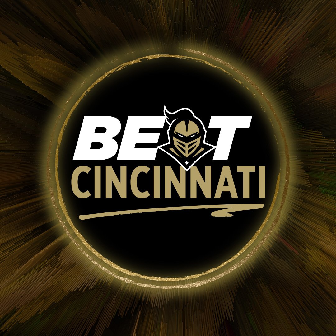 dgallucci's tweet photo. BEAT CINCY! https://t.co/Ry8BM5G0yO
