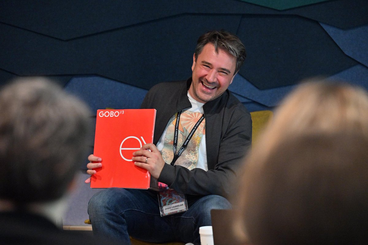 LesUtopiales's tweet photo. LIVRE À HACKER ||
Un atelier pour imaginer et prototyper des interactions entre livre, papier et numérique enrichies de sons, de vidéos, de photos... grâce à la technologie NFC.

Animé par François Millet 

Turfu Festival | Le Café de La Cité 

@LaCiteCongres

📸 @MichaelMeniane https://t.co/EBtPqJV7aw