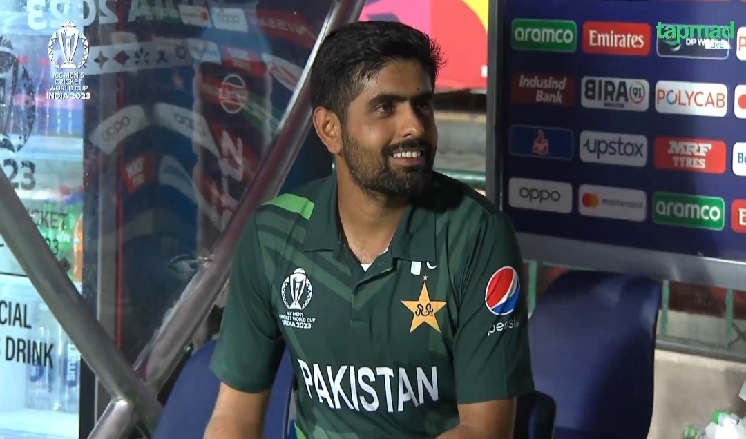 ebbutweets's tweet photo. MashaAllah he's happy 😭♥️
#pakvsNZL
"BABAR BABAR!!!" chants in the home ground of Virat Kohli, that's what we call Aura 👑 #pakvsNZL #Nzlvspak #earthquake #Fakhar https://t.co/NqpPHEdYLM
