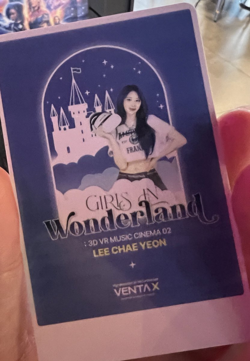 chaenunnie's tweet image. 코 앞에서 말아주는 채연이 무대에
눈이 휘둥그레해지고
육성으로 놀라기 바빴네요.
사실 팬은 무대를 보지만
앉아서 하는 안무는 자세히 보기 힘든데
자세히 볼 수 있고 다각도로 볼 수 있어
신선해서 좋았습니다!
다음에도 함께 해주세요!제발😆
#VENTAX #걸스인원더랜드 #kpopvr