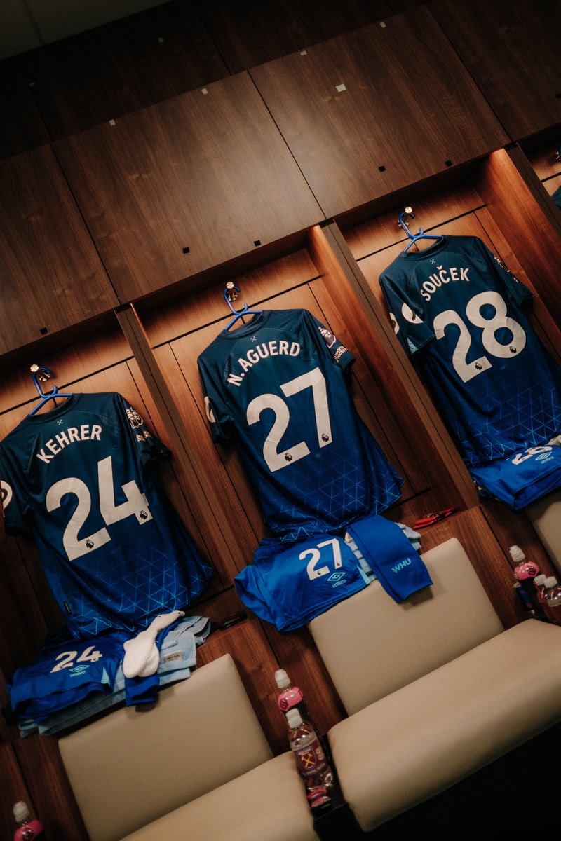 WestHam's tweet image. Who do you want to see start today, Hammers? 🤔