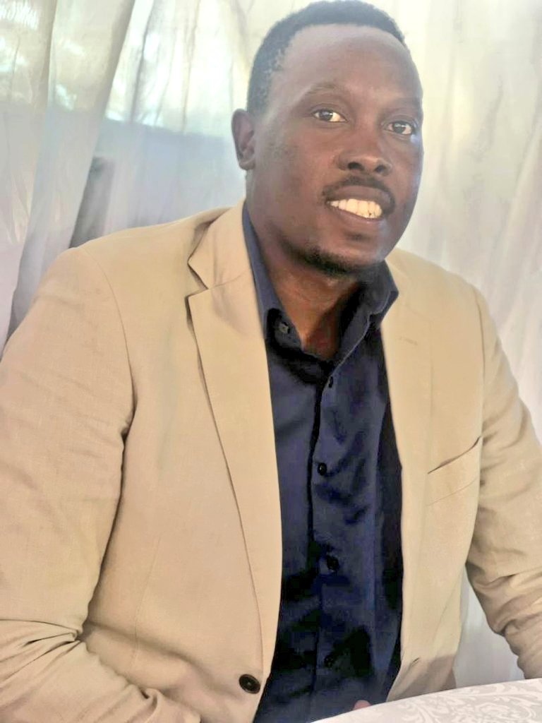 MugishaEliot's tweet photo. This weekend has found me in Kampala. So I went out to enjoy some wedding party.
#WeekendWedding https://t.co/UTyPoUW6oL