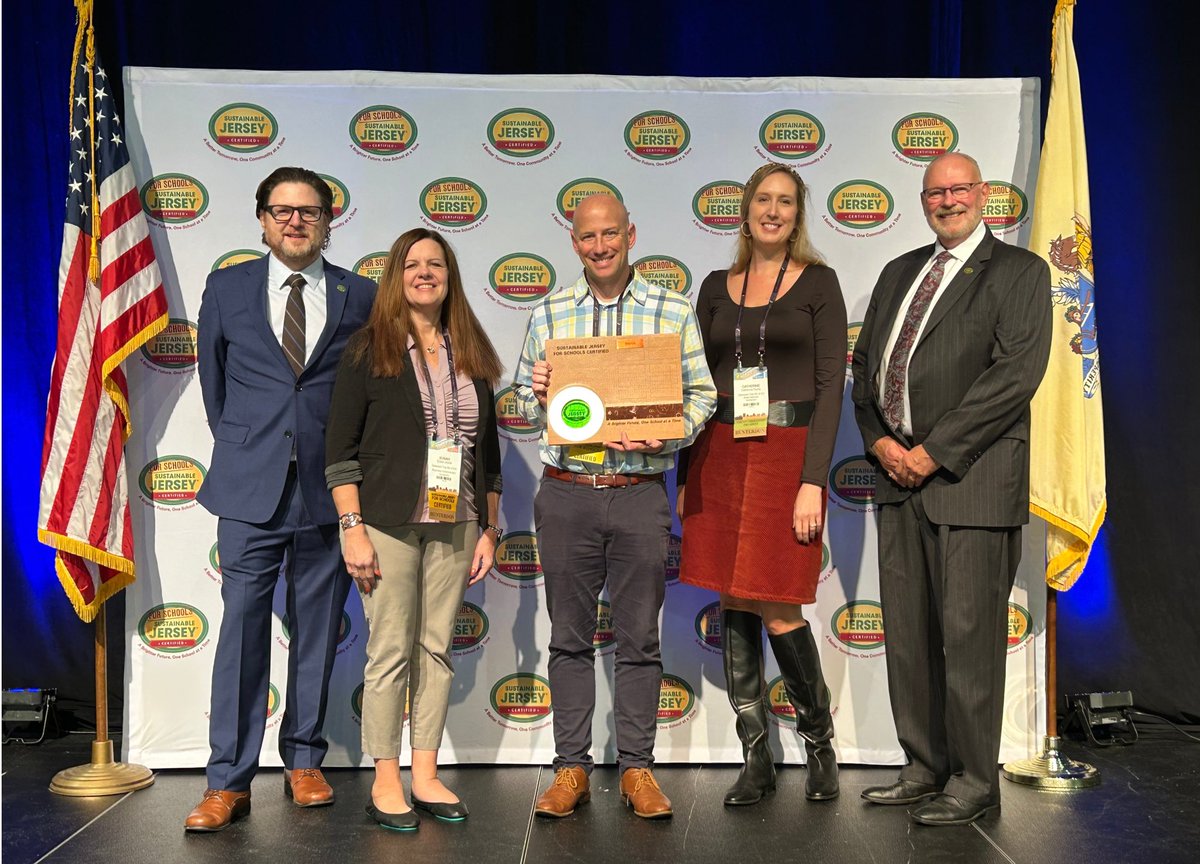 Our district received the Bronze Certification again for our sustainability efforts from <a href="/SJ_Schools/">Sustainable Jersey for Schools</a>! We’re proud to be green! <a href="/ImScottLipson/">Scott Lipson</a> <a href="/CPouria/">Cathy Pouria</a> <a href="/HuntrdonCoNJDOE/">Hunterdon County Office of Education</a>