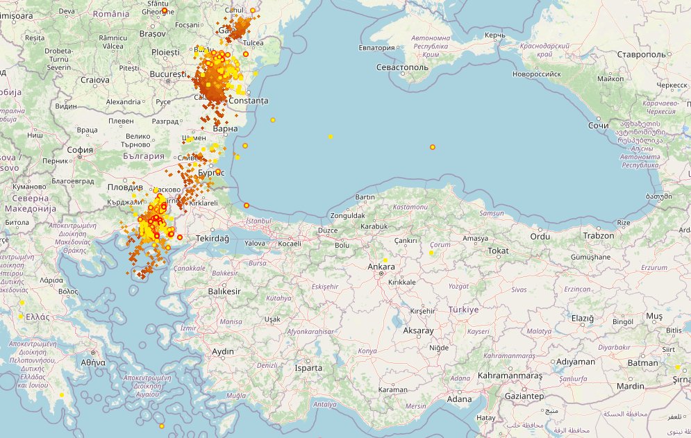 geliyor gelmekte olan... #izmir #lightning #rain #hail #thunderstorm @izmirhavadurmu @HavaForum @DrHavadelisi @meteogreen