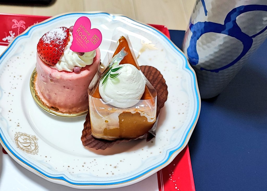 Mido37903761's tweet photo. 大ちゃん、お誕生日おめでとうございます！大ちゃんの今しか出来ない好きなことがぜーんぶ出来ちゃう１年になりますように☺️大ちゃんと大ちゃんの音楽が大好きです💕

#浅倉大介
#浅倉大介誕生祭2023 
#DA56
#DaisukeAsakura https://t.co/z59bPDpWQv